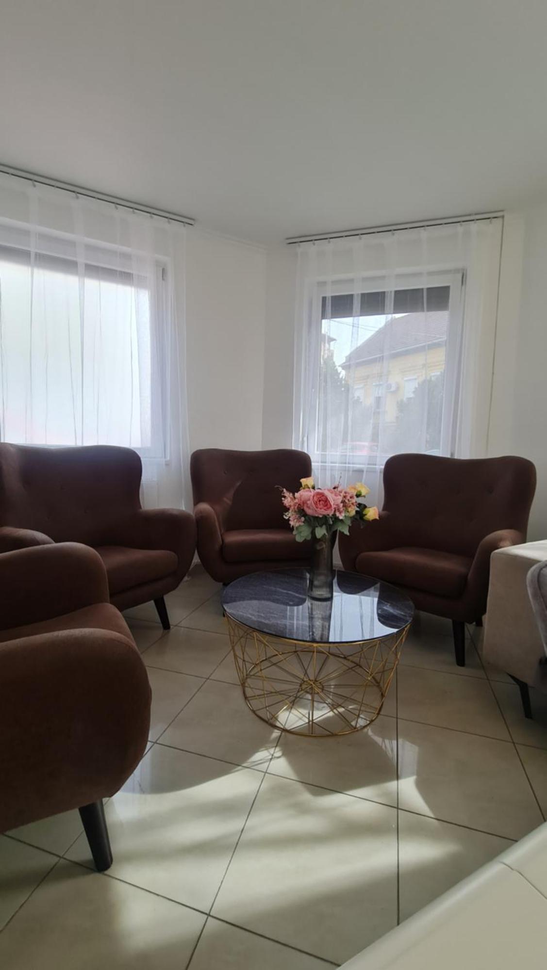 Tulipan Apartman Szeged Exterior photo