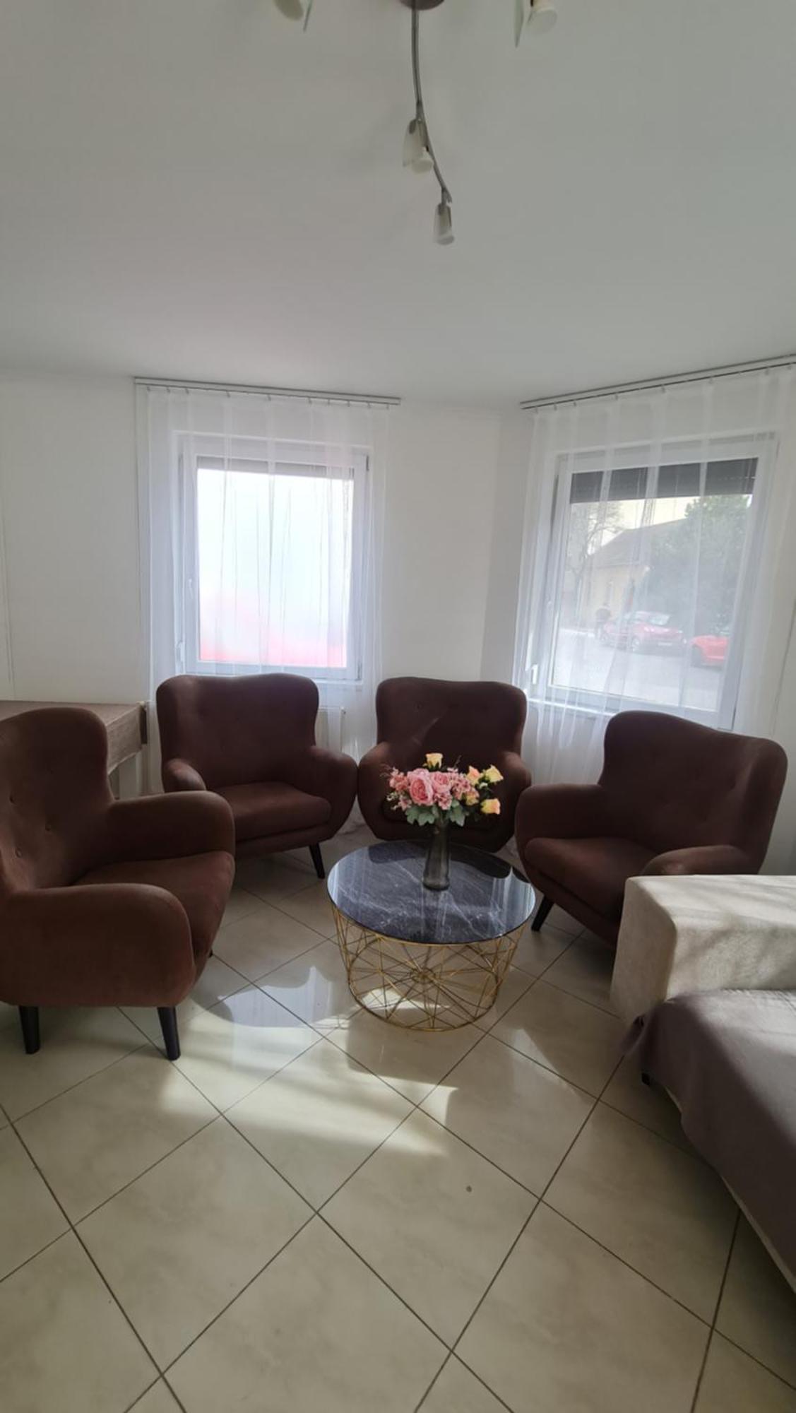 Tulipan Apartman Szeged Exterior photo
